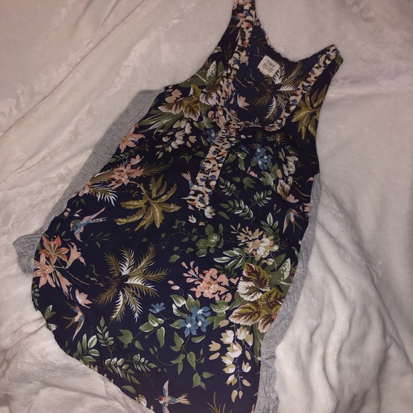 Anthropologie Tops - Anthropologie TINY petites Sleeveless Tunic SP
